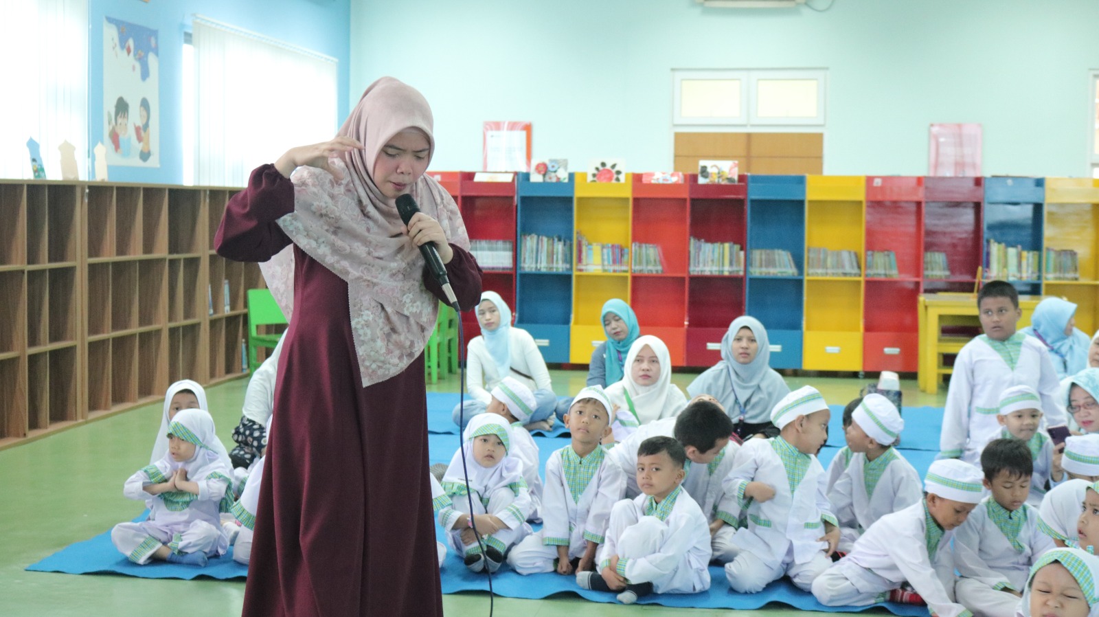 Wisata LiterAsyik Ke Perpustakaan Jakarta Timur Bersama TK Raudhatul Jannah